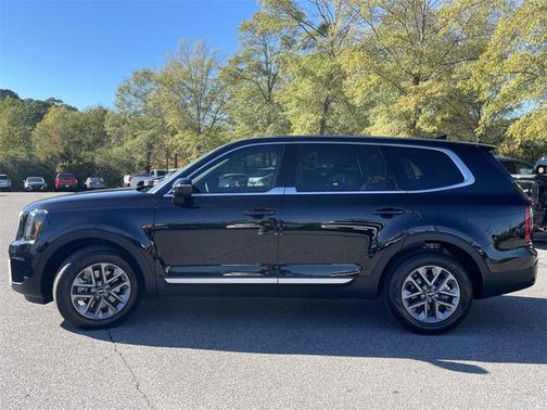 2025 Kia Telluride LX