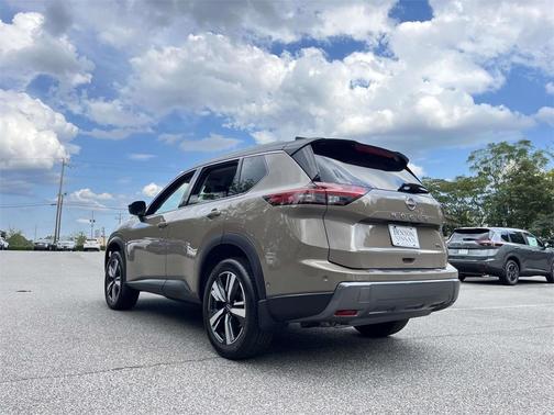 2024 Nissan Rogue SL