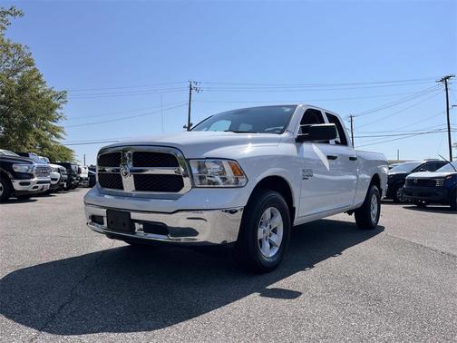2024 RAM 1500 Classic SLT
