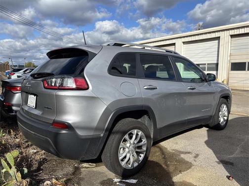 2021 Jeep Cherokee Latitude