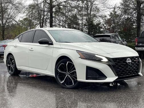 2023 Nissan Altima 2.5 SR