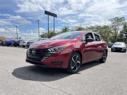 2025 Nissan Versa 1.6 SR