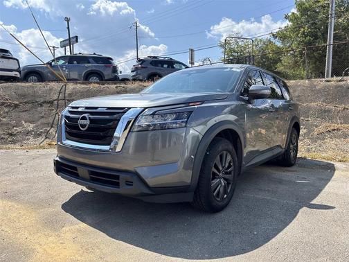 2022 Nissan Pathfinder S