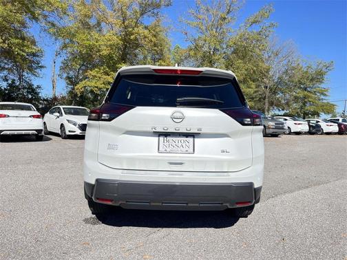 2024 Nissan Rogue SL