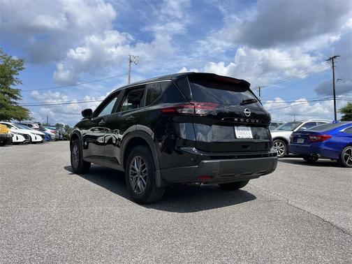 2025 Nissan Rogue S