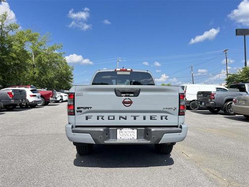 2023 Nissan Frontier PRO-X