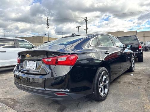 2024 Chevrolet Malibu LT