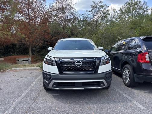 2024 Nissan Pathfinder Rock Creek