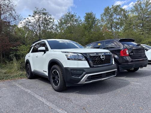 2024 Nissan Pathfinder Rock Creek
