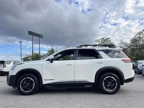 2024 Nissan Pathfinder Rock Creek