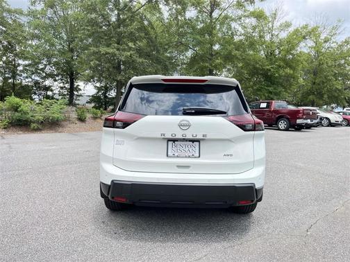 2026 Nissan Rogue S