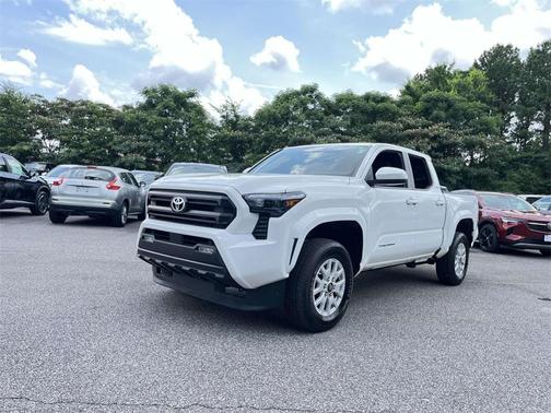 2024 Toyota Tacoma SR5