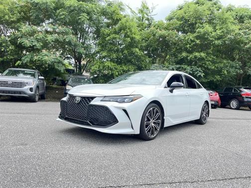 2020 Toyota Avalon XSE