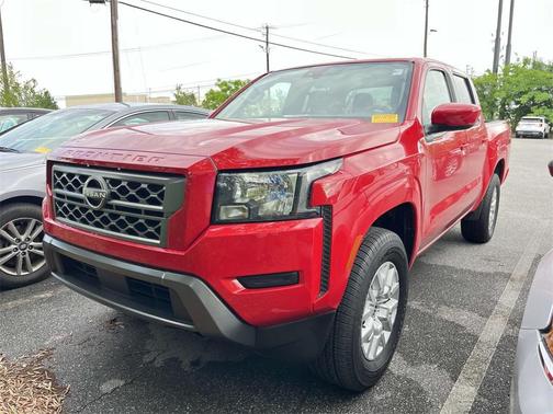 2023 Nissan Frontier SV