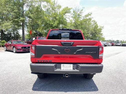 2024 Nissan Titan PRO-4X