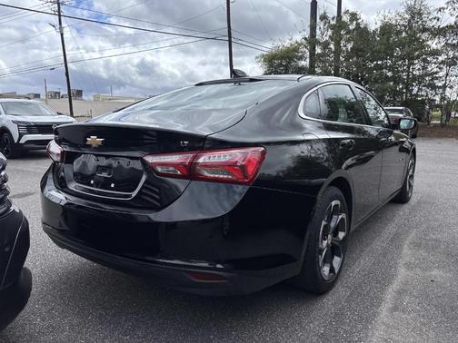 2022 Chevrolet Malibu LT