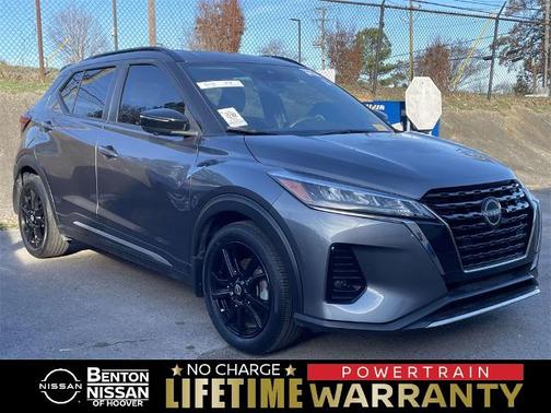 2023 Nissan Kicks SR