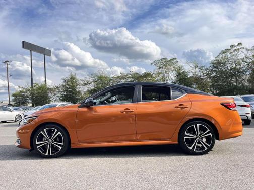 2022 Nissan Sentra SR