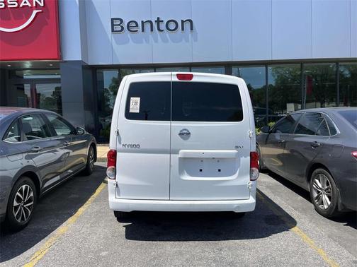 2020 Nissan NV200 SV