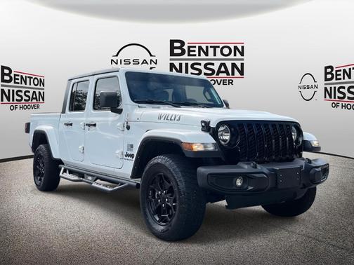 2021 Jeep Gladiator Sport