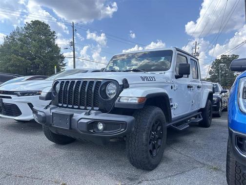 2021 Jeep Gladiator Sport
