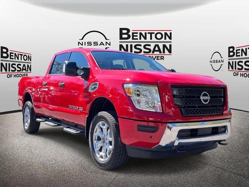 2024 Nissan Titan XD SV