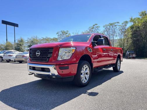 2024 Nissan Titan XD SV