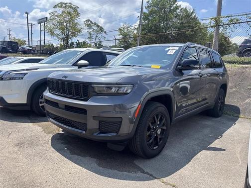 2024 Jeep Grand Cherokee L Laredo