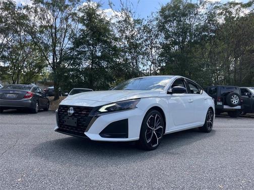 2024 Nissan Altima 2.5 SR