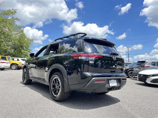 2025 Nissan Pathfinder Rock Creek