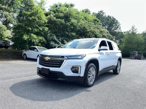 2022 Chevrolet Traverse LT Cloth