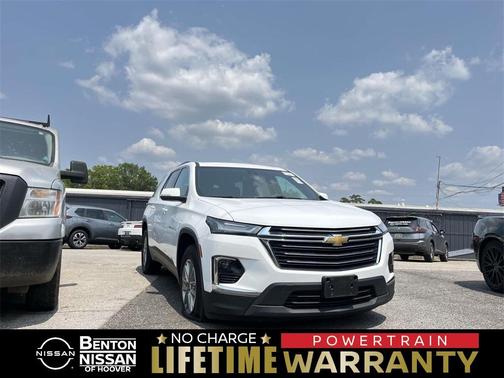 2022 Chevrolet Traverse LT Cloth