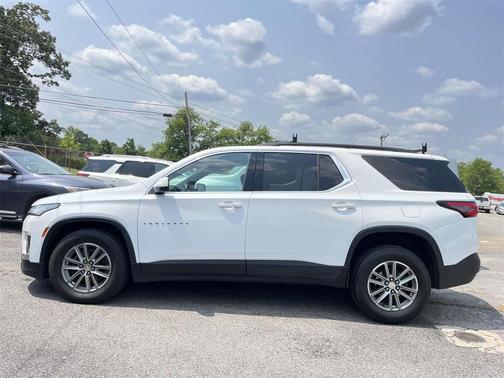 2022 Chevrolet Traverse LT Cloth