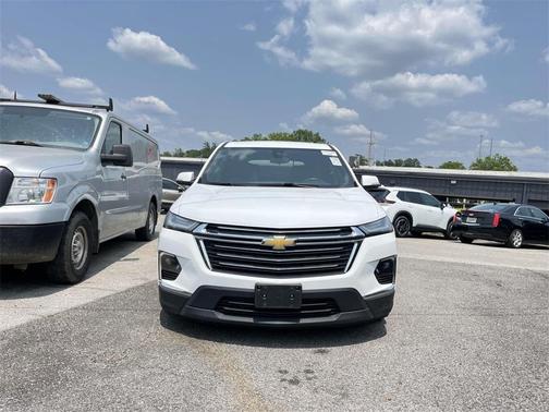 2022 Chevrolet Traverse LT Cloth