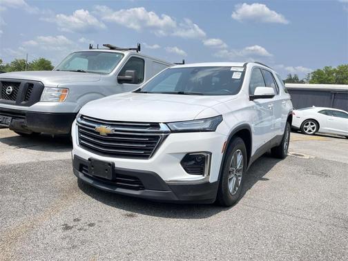 2022 Chevrolet Traverse LT Cloth
