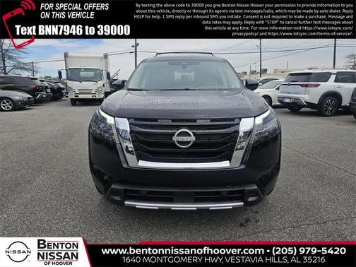 2025 Nissan Pathfinder Platinum