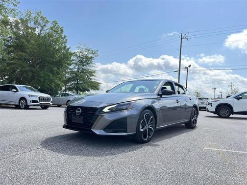2023 Nissan Altima 2.5 SR