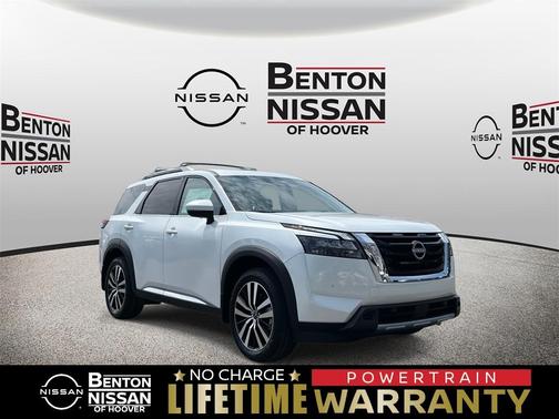 2025 Nissan Pathfinder Platinum