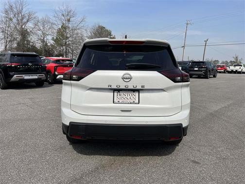 2025 Nissan Rogue S