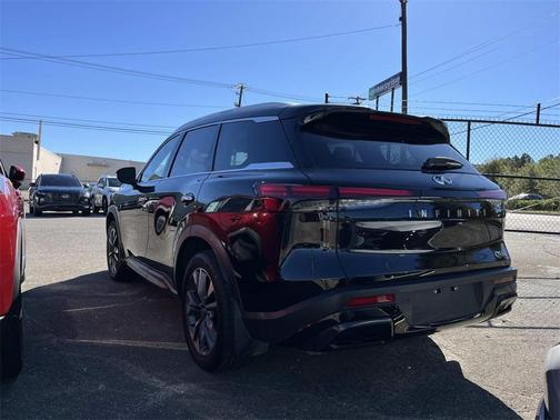 2025 INFINITI QX60 Luxe