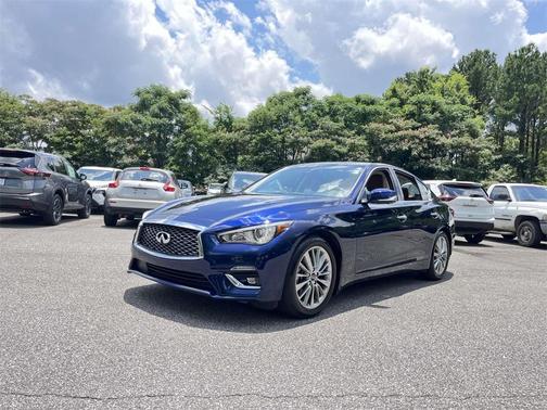 2024 INFINITI Q50 LUXE