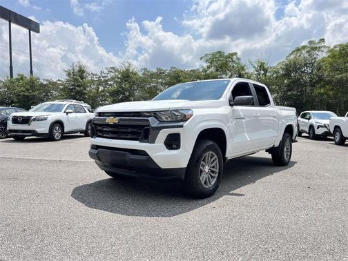 2024 Chevrolet Colorado LT