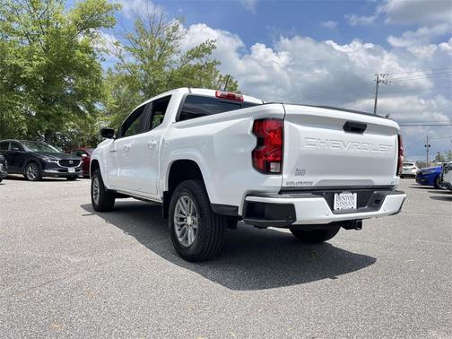 2024 Chevrolet Colorado LT