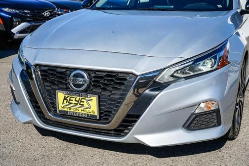2021 Nissan Altima 2.5 SR
