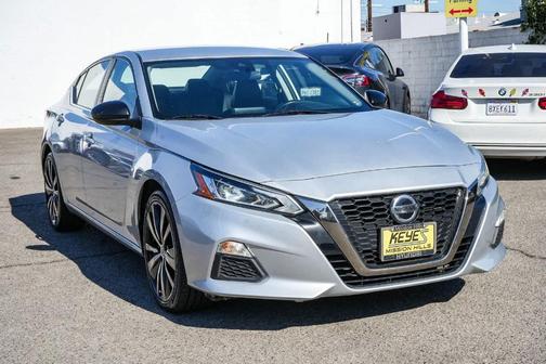 2021 Nissan Altima 2.5 SR
