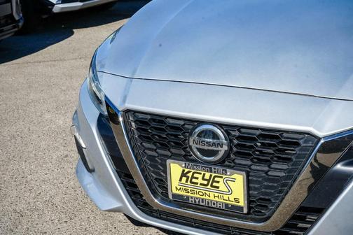 2021 Nissan Altima 2.5 SR