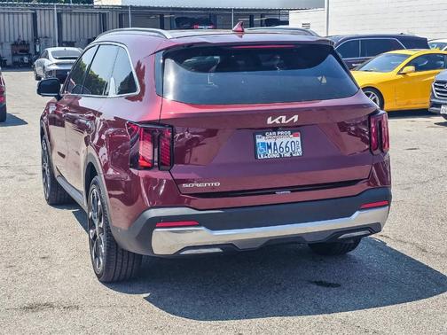 2024 Kia Sorento SX