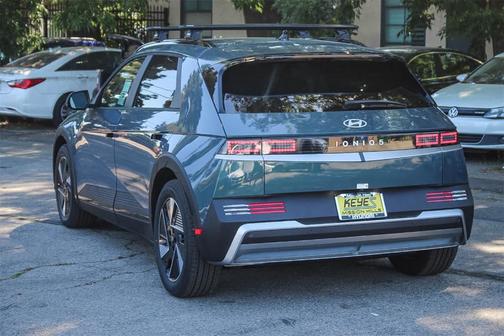 2025 Hyundai IONIQ 5 SEL