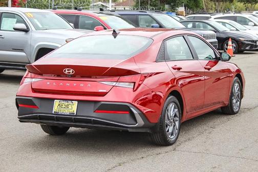 2024 Hyundai ELANTRA HEV Blue