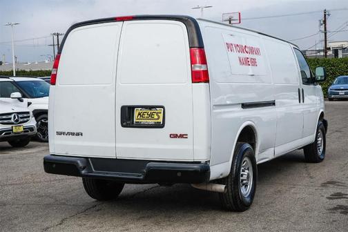 2023 GMC Savana 2500 Work Van